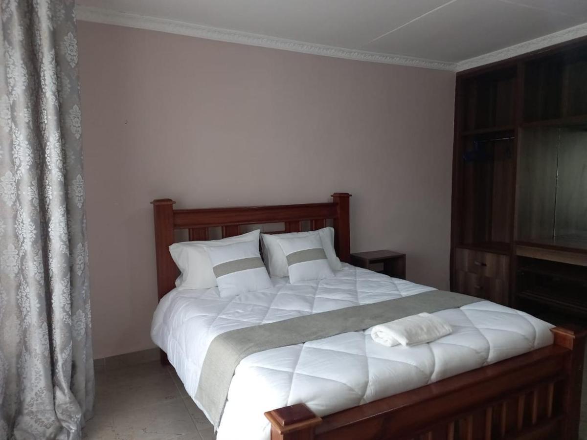 El Sueno Homestay ไนวาชา ภายนอก รูปภาพ